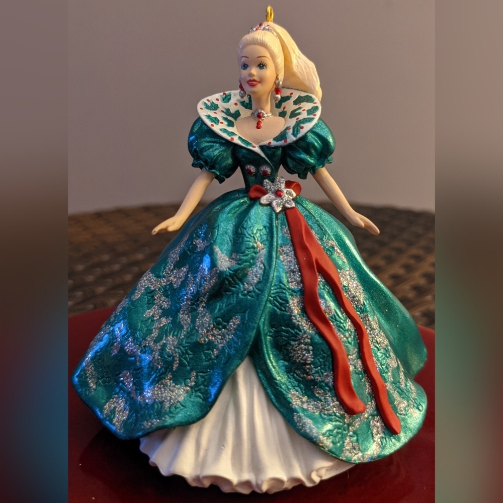 Hallmark keepsake ornament holiday Barbie collector series